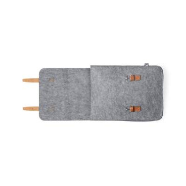 Kuprinė Zakian, Pilka – Makito (2)