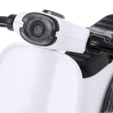 Modelis Vespak, Balta – Makito (3)