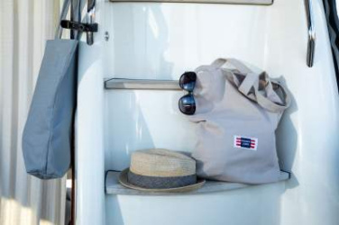Coast Life – krepšys, Pilka – Lord Nelson Victory (4)