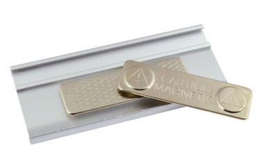 Vardo ženkliukas su magnetu, 72 × 32 mm, gaminio vaizdas (2)
