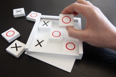 Deluxe Tic Tac Toe spēle, produkta lietojuma attēls