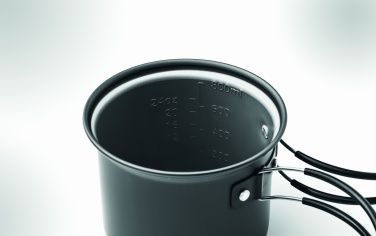 Logotrade biznesa dāvanas foto: 2 kempinga podi ar galda piederumiem