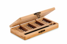 24 daļu instrumentu komplekts