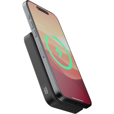 Logotrade logo dāvanas foto: Xtorm FS5W101 10 000 mAh magnētiskā bezvadu strāvas banka