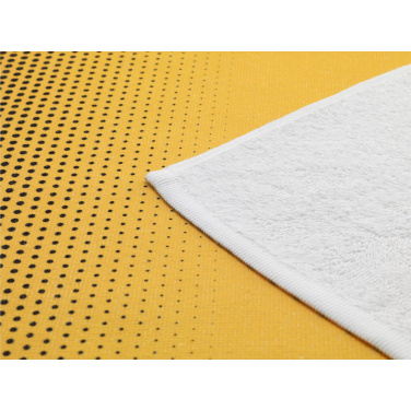 Apdrukāts RPET dvielis 350 g/m² 50x100Lithuanian:Spausdintas RPET rankšluostis 350 g/m² 50x100Stock/deliveryStock status:unknownQty in supplier stock:-Low stock warning amount:0Delivery time:7 daysMinimum quantity:100ParametersBränd:-Värv:-Materjal:puuvil