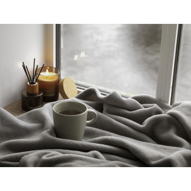 Wooosh Vida GRS pārstrādāts pleds, pelēksLithuanian:Wooosh Vida GRS perdirbtas pledas, pilkaStock/deliveryStock status:is in supplier stockQty in supplier stock:2699Low stock warning amount:0Delivery time:7 daysMinimum quantity:-ParametersBränd:-Värv:hall