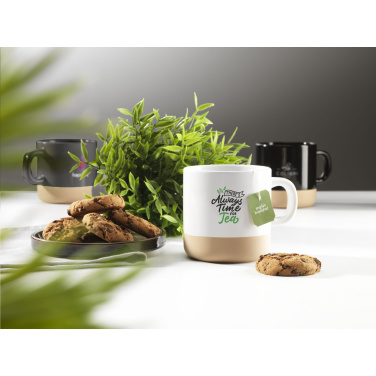 Verdi krūze 360 ml, pelēksLithuanian:Verdi puodelis 360 ml, pilkaStock/deliveryStock status:is in supplier stockQty in supplier stock:2257Low stock warning amount:0Delivery time:7 daysMinimum quantity:-ParametersBränd:-Värv:hallMaterjal:-Suurus:-Hind:-Sug