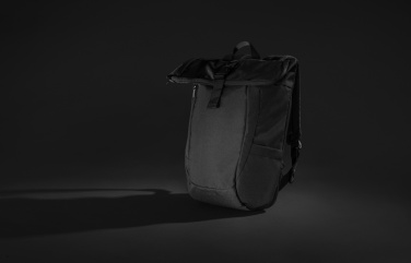 Logotrade Ideja dāvanas foto: Swiss Peak Aware™ RPET Leonard 15,6 collu klēpjdatora mugursoma