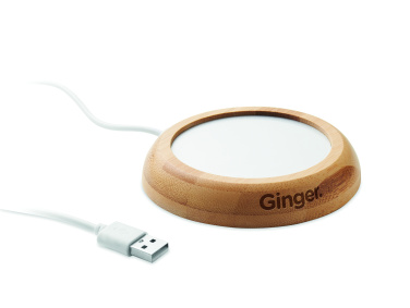 Bambusa krūzes sildītājs ar USB ar logotipu – detaļas skats 4