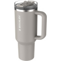 Stanley Quencher® ProTour 1180 ml pārstrādāta nerūsējošā tērauda izolēta glāze ar atlokāmu salmiņu, Pelēks