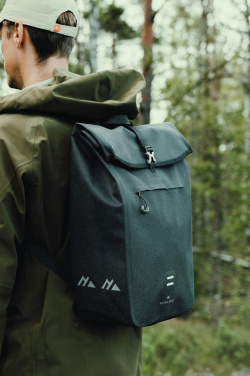 Nordic Drift Trail RCS ūdensnecaurlaidīga dienas mugursoma 30L, produkta lietojuma attēls