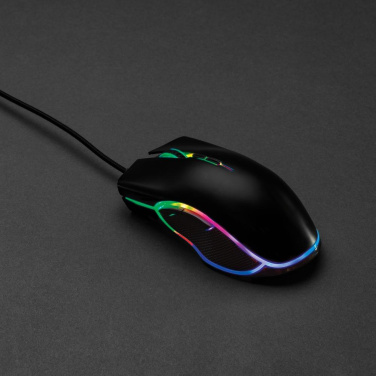 RGB spēļu pele – uz tumšas virsmas