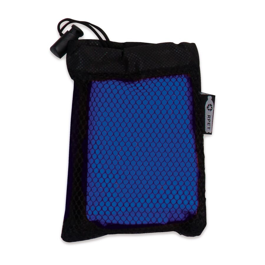 R-PET dzesēšanas dvielis 30x80 cm, melns / zils, produkta attēls (1)
