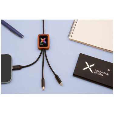 SCX.design C38 5-in-1 rPET apgaismojuma logotipa uzlādes kabelis ar kvadrātveida koka korpusu, Vienkrāsains melns/koks, produkta attēls (3)