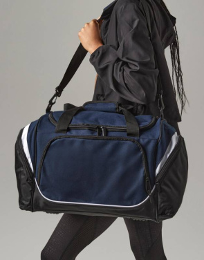 Pro komandas ģērbtuves soma, Klasiski sarkans/melns/balts – Quadra (2)