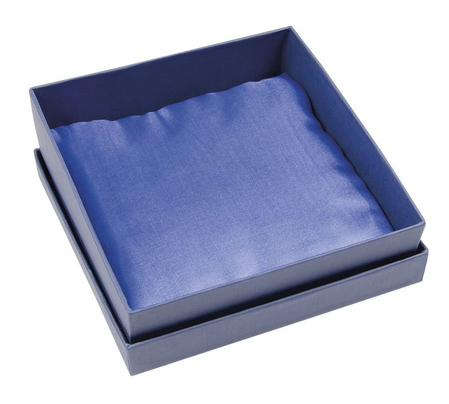 Zila kaste satīna zilā krāsā 150 × 150 × 40 mm, produkta attēls (1)