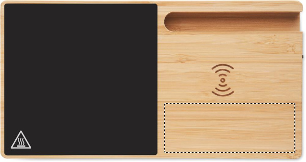 Ladestation mit Tassenwärmer: Logoposition – Ladegerät: Seite 1 des Produkts