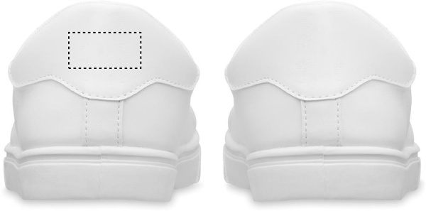 Sneakers i PU storlek 47: Logotypens placering – vänster del av produktens baksida