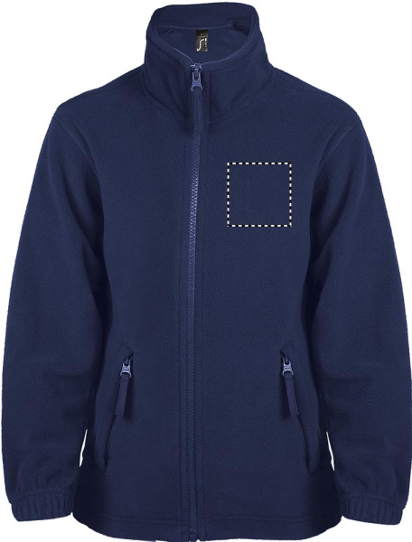 NORTH KINDER FL JACKE  300g: Logoposition – Brustmitte