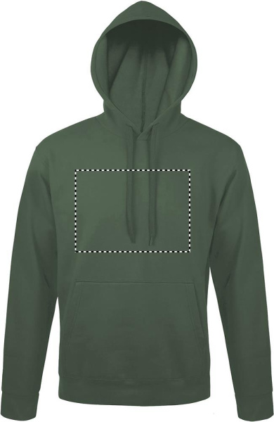 SNAKE Hood Sweater: Logotypens placering – produktens framsida