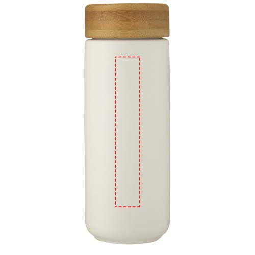 Lumi 300 ml keramisk mugg med bambulock: Logotypens placering – produktens framsida