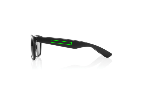 GRS recycled PC plastic sunglasses: Logo position – left side of the product