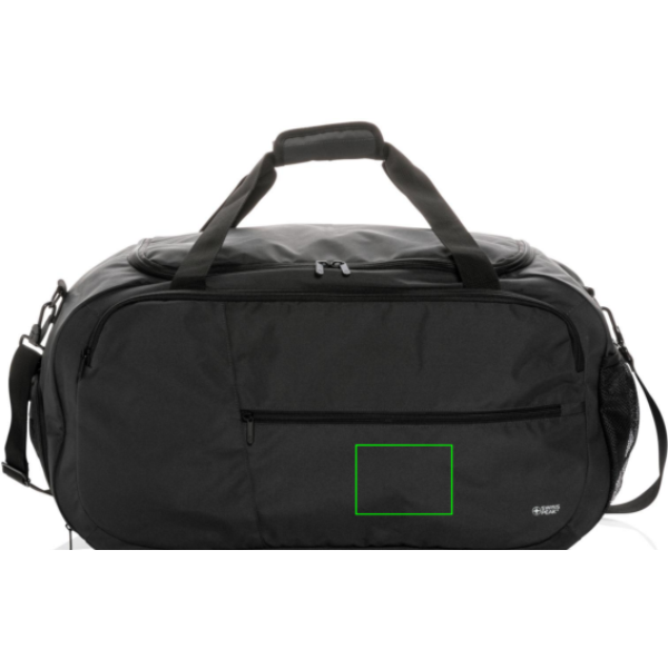 Swiss Peak AWARE™ RPET sporttinen duffelilaukku: Logon sijainti – tuotteen etupuolen alaosa
