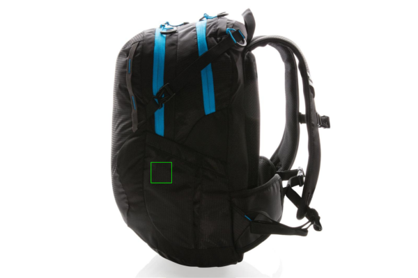 Explorer ribstop medium hikingryggsäck 26L PVC-fri: Logotypens placering – produktens nedre högra del