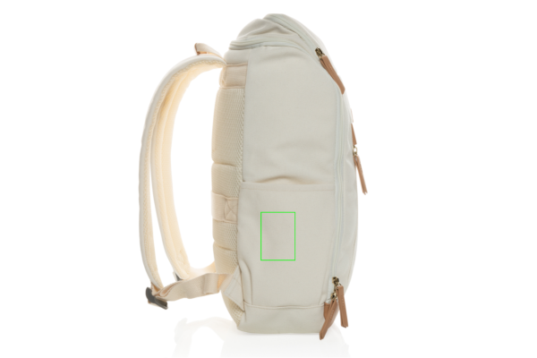 Impact AWARE™ 15" laptopryggsäck i 16 oz. återvunnen canvas: Logotypens placering – produktens nedre vänstra del