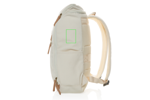 Impact AWARE™ 15" laptopryggsäck i 16 oz. återvunnen canvas: Logotypens placering – produktens övre högra del