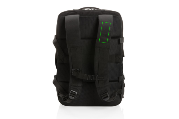 Swiss Peak AWARE™ RPET 15.6" erweiterbarer Wochenendrucksack: Logoposition – Gurt: linke Seite