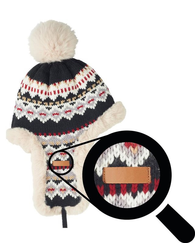 Bonnet tricoté avec cache-oreilles: Étiquette