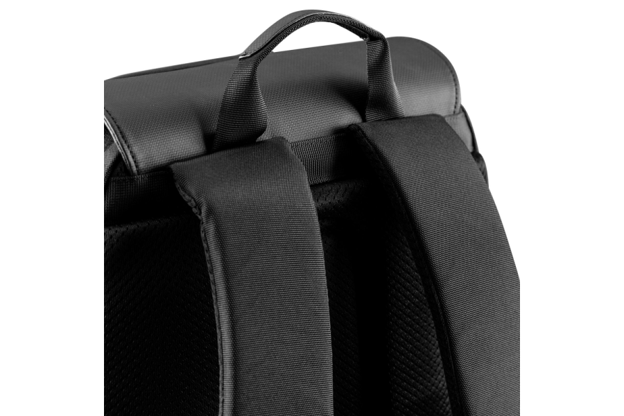 XD Design Soft Daypack backpack: strap right