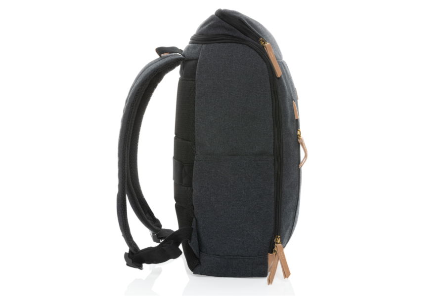 Impact AWARE™ 15" laptopryggsäck i 16 oz. återvunnen canvas: objekt vänster nedåt