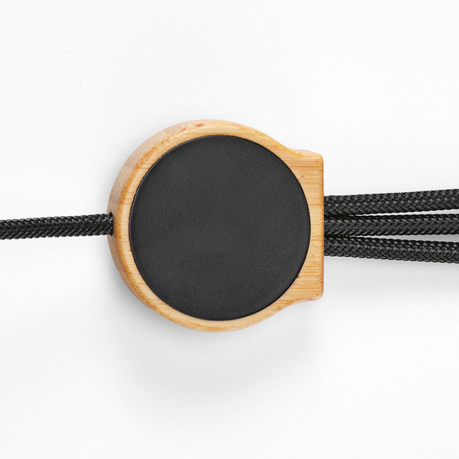 Asimov 5-in-1 Kabel aus Bambus und rPET. Mit hinterleuchtetem Logo: Front