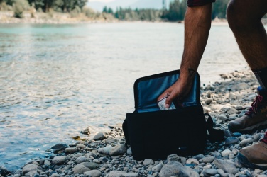 Лого трейд pекламные продукты фото: Swiss Peak AWARE™ 1200D роскошная сумка-холодильник на 8 банок