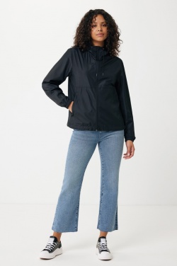 Лого трейд pекламные cувениры фото: Легкая куртка Iqoniq Logan из переработанного полиэстера