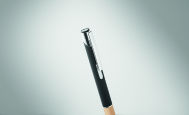 Лого трейд pекламные продукты фото: Шариковая ручка из алюминия с бамбуковой ручкой