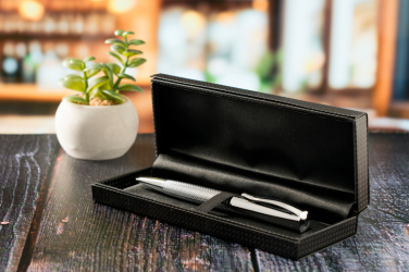 Логотрейд pекламные продукты картинка: Металлическая шариковая ручка CHESTER