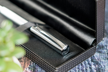 Лого трейд pекламные продукты фото: Металлическая шариковая ручка CHESTER