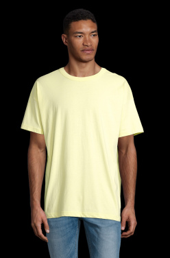 Лого трейд pекламные cувениры фото: The SOL'S T-shirt sample kit.