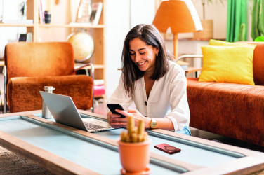 Логотрейд pекламные продукты картинка: Wireless charger power bank