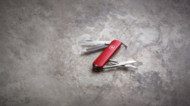 Логотрейд pекламные cувениры картинка: Карманный нож VICTORINOX Classic SD с 7 функциями