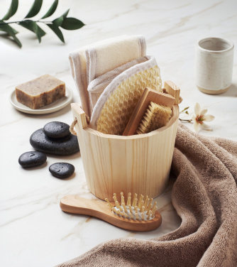 Логотрейд бизнес-подарки картинка: Bath gift set in wooden bucket