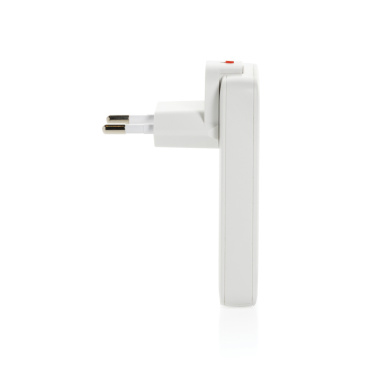 Логотрейд pекламные cувениры картинка: Плоское зарядное устройство Fluxo RCS 65 Вт GAN с универсальными разъемами.