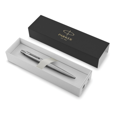 Ручка Parker JOTTER из натуральной стали, детальный вид