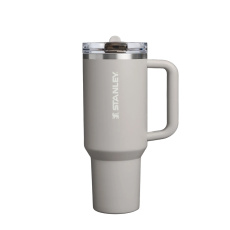 Стакан Stanley Quencher ProTour FlipStraw объемом 1,18 л.