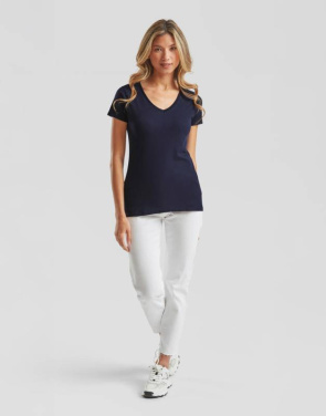 Женская футболка с V-образным вырезом из легкой ткани., цвет: белый – Fruit of the Loom (4)