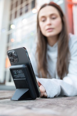 Logotrade reklamprodukter bild: Urban Vitamin Sonoma 10.000 mAh powerbank RCS rplast