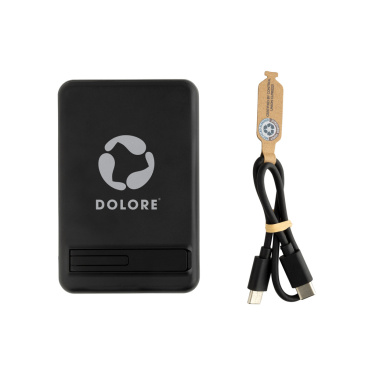 Logotrade reklamprodukter bild: Zen RCS plast 5000 mah 5W magnetisk powerbank i bambu